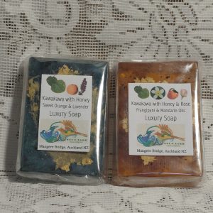 Luxury Kawakawa Gold-dusted Soap